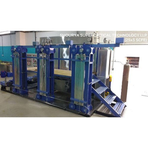 Industrial CO2 extraction plant installation